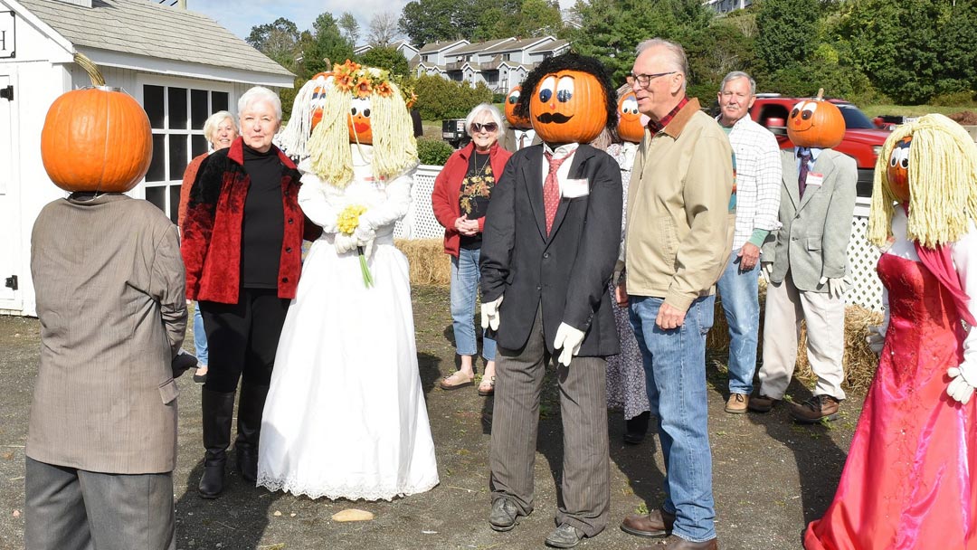 Seniors Love Pumpkintown U.S.A!